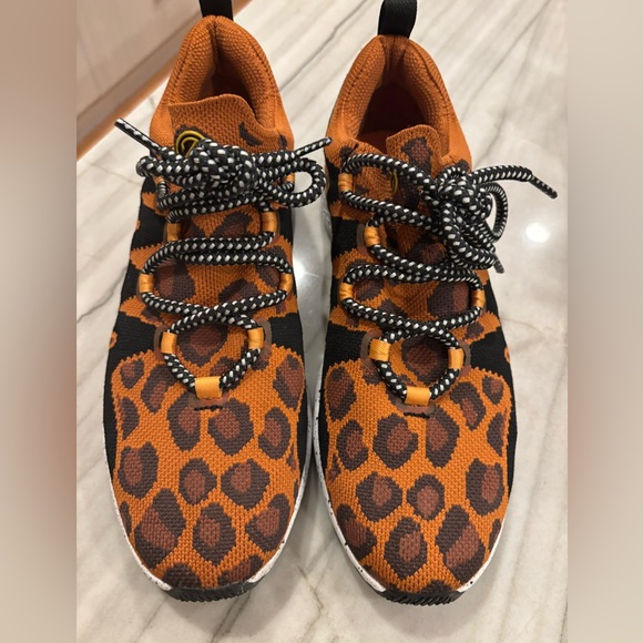 Zerogrand Grand 360 Overtake Lite animal print leopard running shoes - Picture 2 of 7